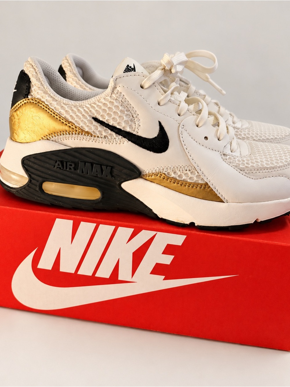 Women’s Nike Air Max Excee - Picture 2 of 3